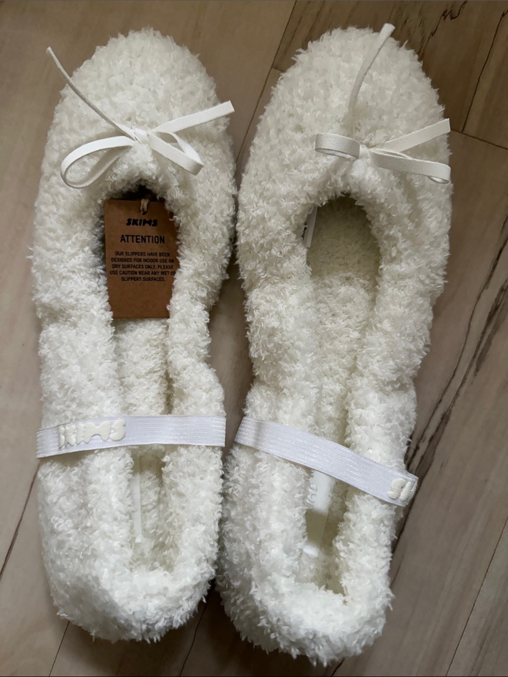 SKIMS Cream Plush Ballet Slippers with Bow Euro 38 NWT